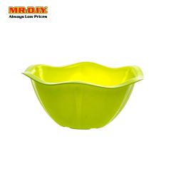 Green Scalloped Edge Plastic Bowl