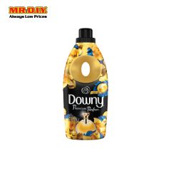 Downy Premium Parfum Daring Concentrate Fabric Conditioner (800 ml) 